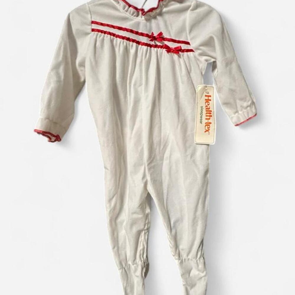 New w tags 1970s 18 month Health-Tex white romper jammies w ruffle butt